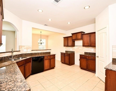 10909 Panther Court Sw - Photo Thumbnail 5