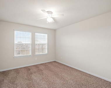 135 San Bernard Drive - Photo Thumbnail 29