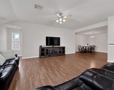 3114 Rendezvous Court - Photo Thumbnail 9