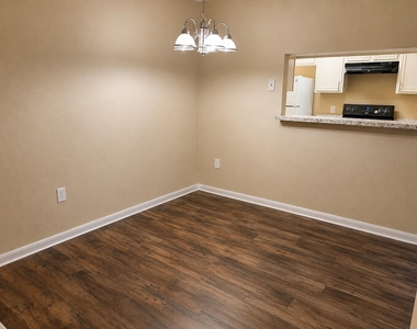 615 Cole Street - Photo Thumbnail 8