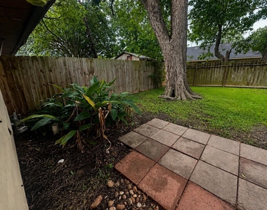 615 Cole Street - Photo Thumbnail 17