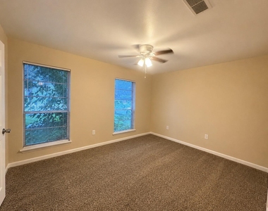 615 Cole Street - Photo Thumbnail 10