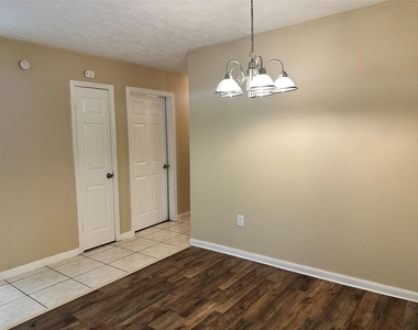 615 Cole Street - Photo Thumbnail 7