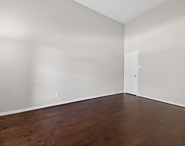 4114 Dover Harbor Lane - Photo Thumbnail 4