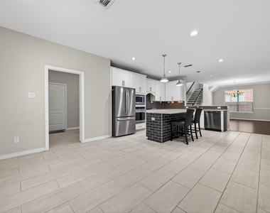 4114 Dover Harbor Lane - Photo Thumbnail 7
