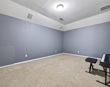 4114 Dover Harbor Lane - Photo Thumbnail 21