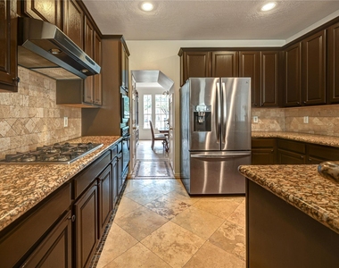 11906 Dinosaur Valley Drive - Photo Thumbnail 12