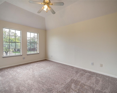 11906 Dinosaur Valley Drive - Photo Thumbnail 26