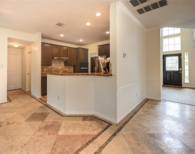 11906 Dinosaur Valley Drive - Photo Thumbnail 20