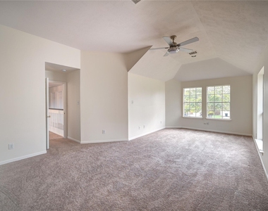 11906 Dinosaur Valley Drive - Photo Thumbnail 37
