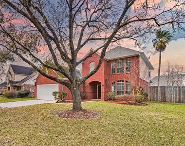 1202 Woodley Bend - Photo Thumbnail 1
