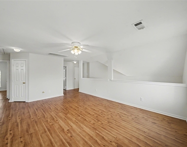 1202 Woodley Bend - Photo Thumbnail 30