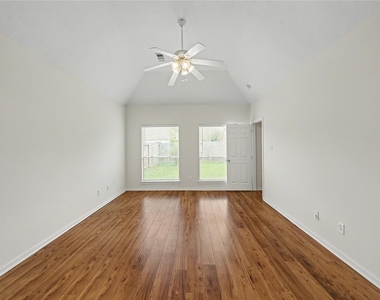 1202 Woodley Bend - Photo Thumbnail 22