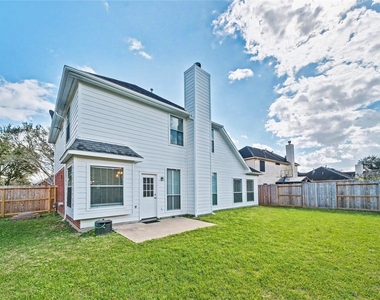 1202 Woodley Bend - Photo Thumbnail 34