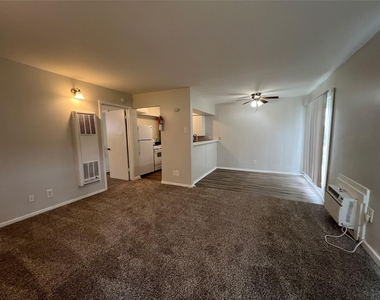 3629 N Macgregor Way - Photo Thumbnail 1