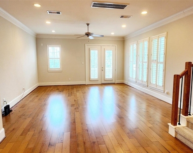 11 Rafters Row - Photo Thumbnail 15