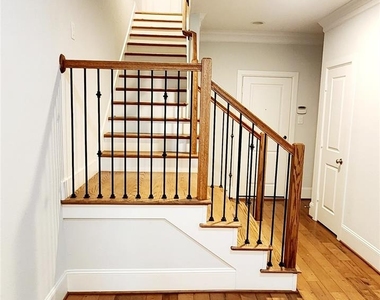 11 Rafters Row - Photo Thumbnail 7
