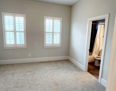 11 Rafters Row - Photo Thumbnail 21