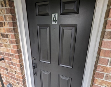 2015 Rosalee Street - Photo Thumbnail 16