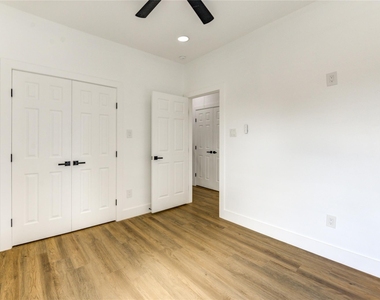4554 Newberry Street - Photo Thumbnail 18