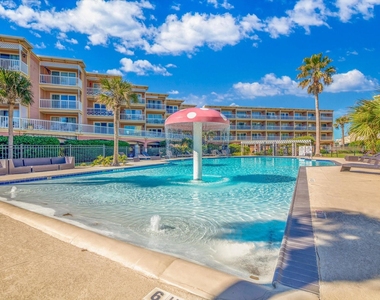 6300 Seawall Boulevard - Photo Thumbnail 35