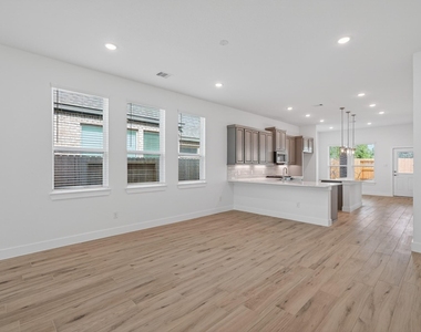648 Crested Duck Court - Photo Thumbnail 7