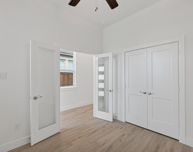 648 Crested Duck Court - Photo Thumbnail 5