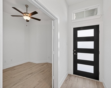 648 Crested Duck Court - Photo Thumbnail 4