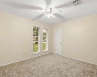 423 Pickford Drive - Photo Thumbnail 14