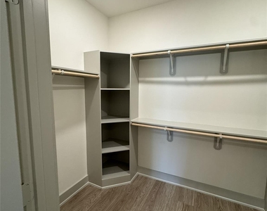 26244 Twin Oaks Road - Photo Thumbnail 5