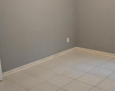 11807 Greenmesa Drive - Photo Thumbnail 12