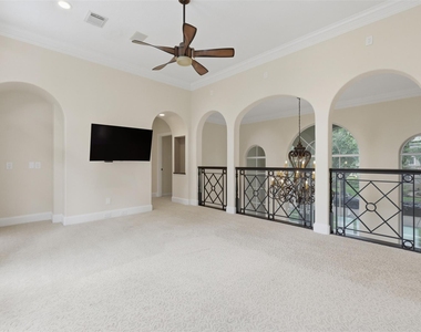 3315 Riviera Drive - Photo Thumbnail 28