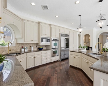 3315 Riviera Drive - Photo Thumbnail 19
