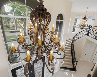 3315 Riviera Drive - Photo Thumbnail 27
