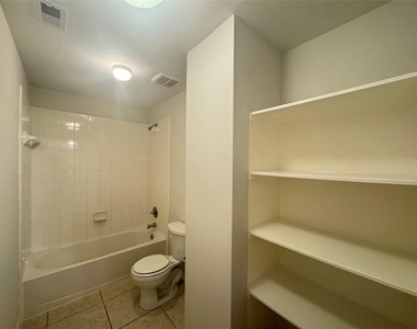 8107 Gran Villa Drive - Photo Thumbnail 39