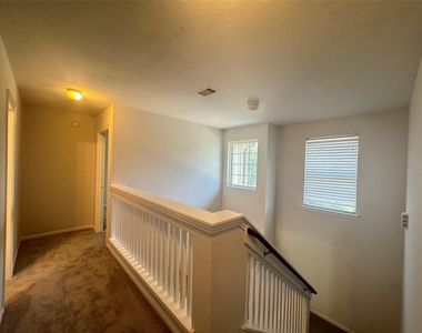 8107 Gran Villa Drive - Photo Thumbnail 27