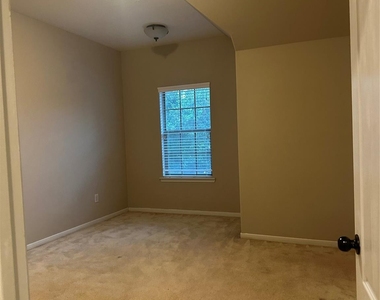 13915 Sawmill Run Lane - Photo Thumbnail 43