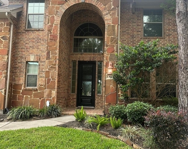 13915 Sawmill Run Lane - Photo Thumbnail 4