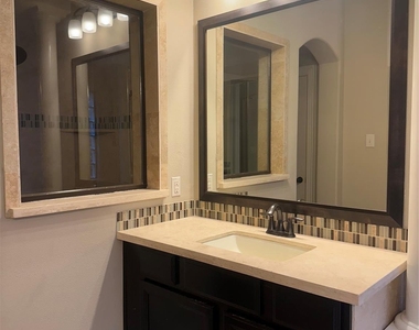 13915 Sawmill Run Lane - Photo Thumbnail 29