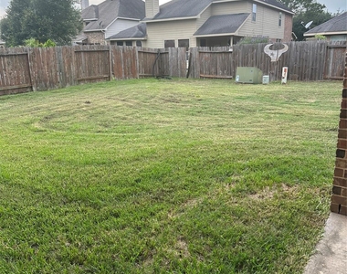 13915 Sawmill Run Lane - Photo Thumbnail 26