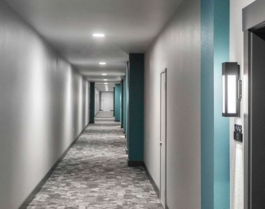 2425 Bell Street - Photo Thumbnail 23