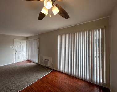 3629 N Mac Gregor Way - Photo Thumbnail 7