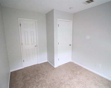 6610 Loma Vista Street - Photo Thumbnail 24