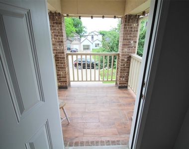 6610 Loma Vista Street - Photo Thumbnail 17