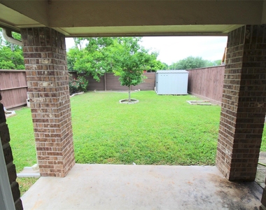 6610 Loma Vista Street - Photo Thumbnail 12