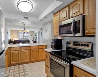 4100 Ocean Beach Boulevard - Photo Thumbnail 3