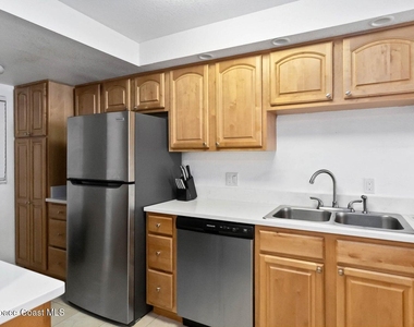 4100 Ocean Beach Boulevard - Photo Thumbnail 4