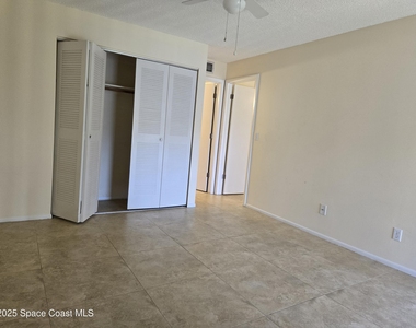 505 Landings Way - Photo Thumbnail 16