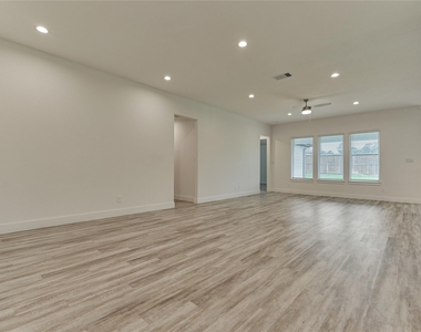 14343 Red Lodge Trail - Photo Thumbnail 8