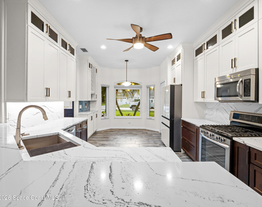 1665 Ficus Point Drive - Photo Thumbnail 8